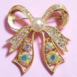 Gold Bow Brooch Pin Pearl Rhinestone Sparkly Statement Pin Vintage Style Cute